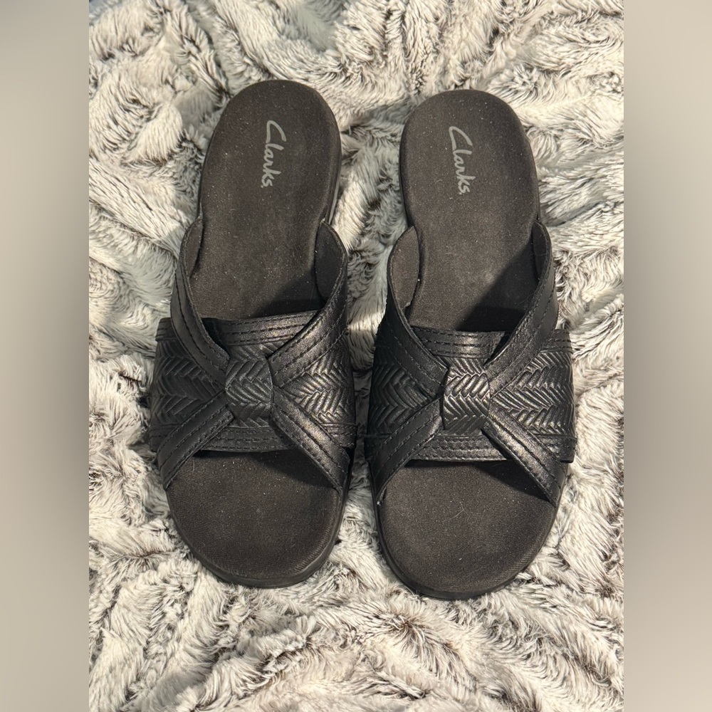Clarks Women's Black Slide Sandals